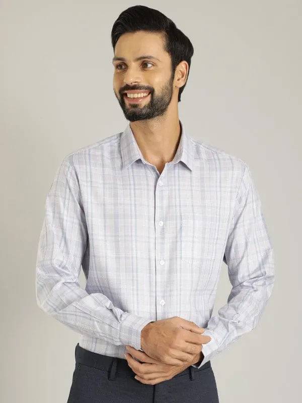 Men Checked Full Sleeve Cotton Blend Shirt