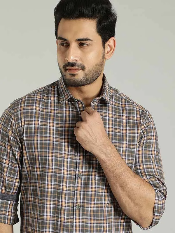 Men Checked Full Sleeve Cotton Shirt