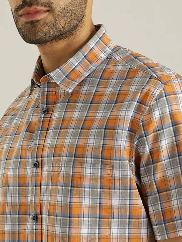 Men Checked Half Sleeve Cotton Shirt