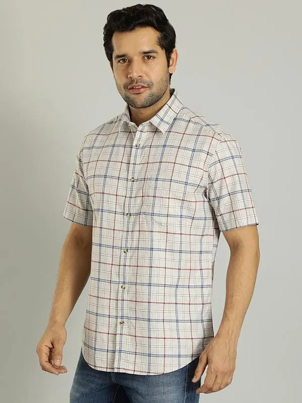 Men Checked Half Sleeve Cotton Shirt