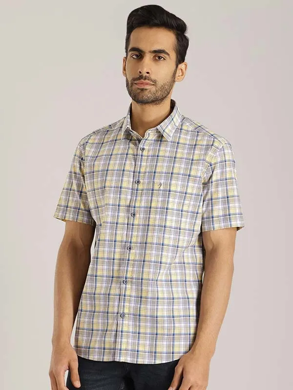 Men Checked Half Sleeve Cotton Shirt