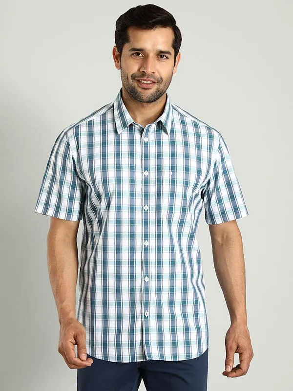 Men Checked Half Sleeve Cotton Shirt