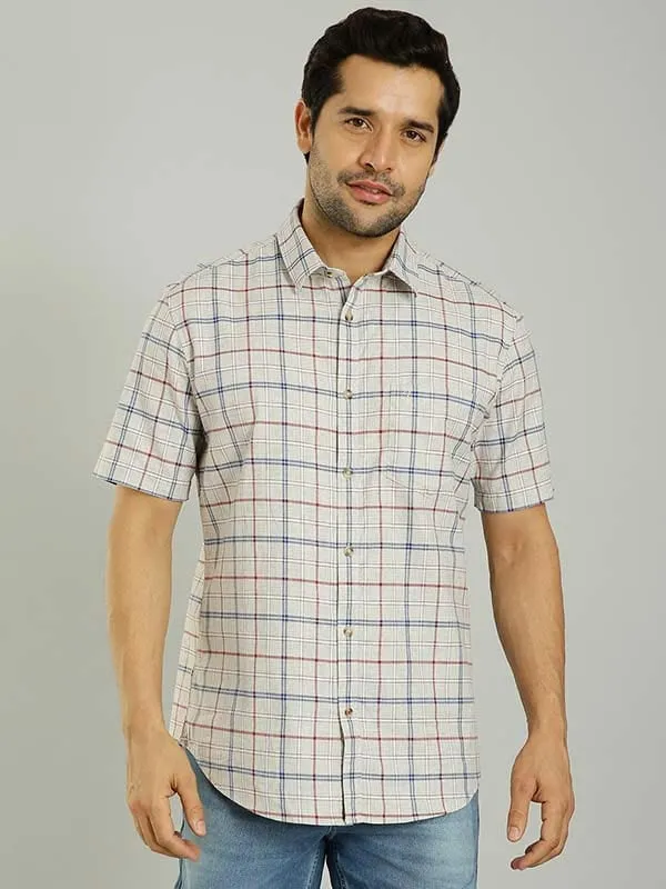 Men Checked Half Sleeve Cotton Shirt