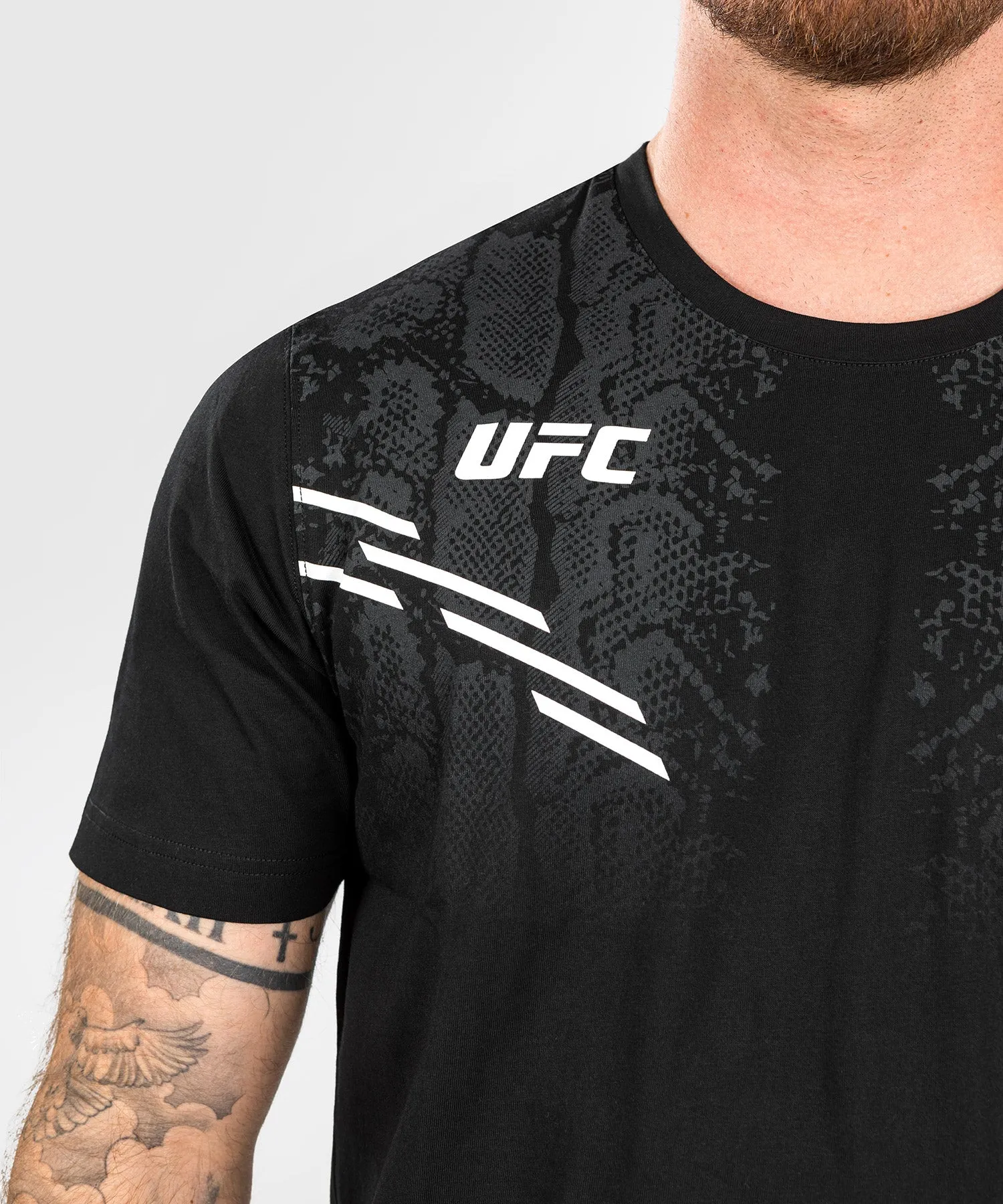 UFC Adrenaline by Venum Replica  Men’s Short-sleeve T-shirt - Black